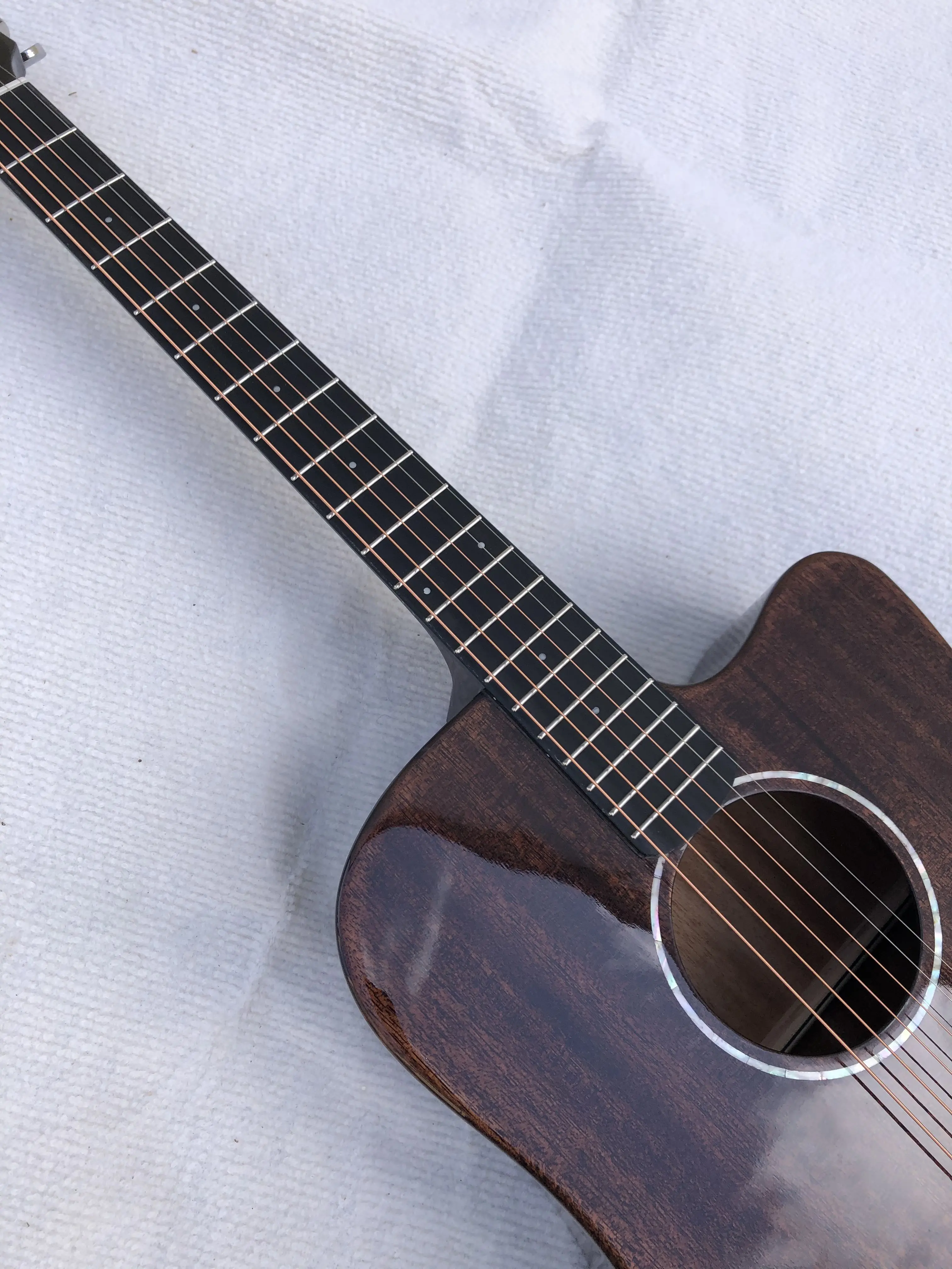 Одноплатная гитара для начинающих, практика для начинающих студентов, гитара для начинающих мужчин и женщин, народная акустическая гитара для начинающих, рождественские подарки
Одноплатная гитара для начинающих, практика для начинающих студентов, гитара для начинающих мужчин и женщин, народная акустическая гитара для начинающих, рождественские подарки