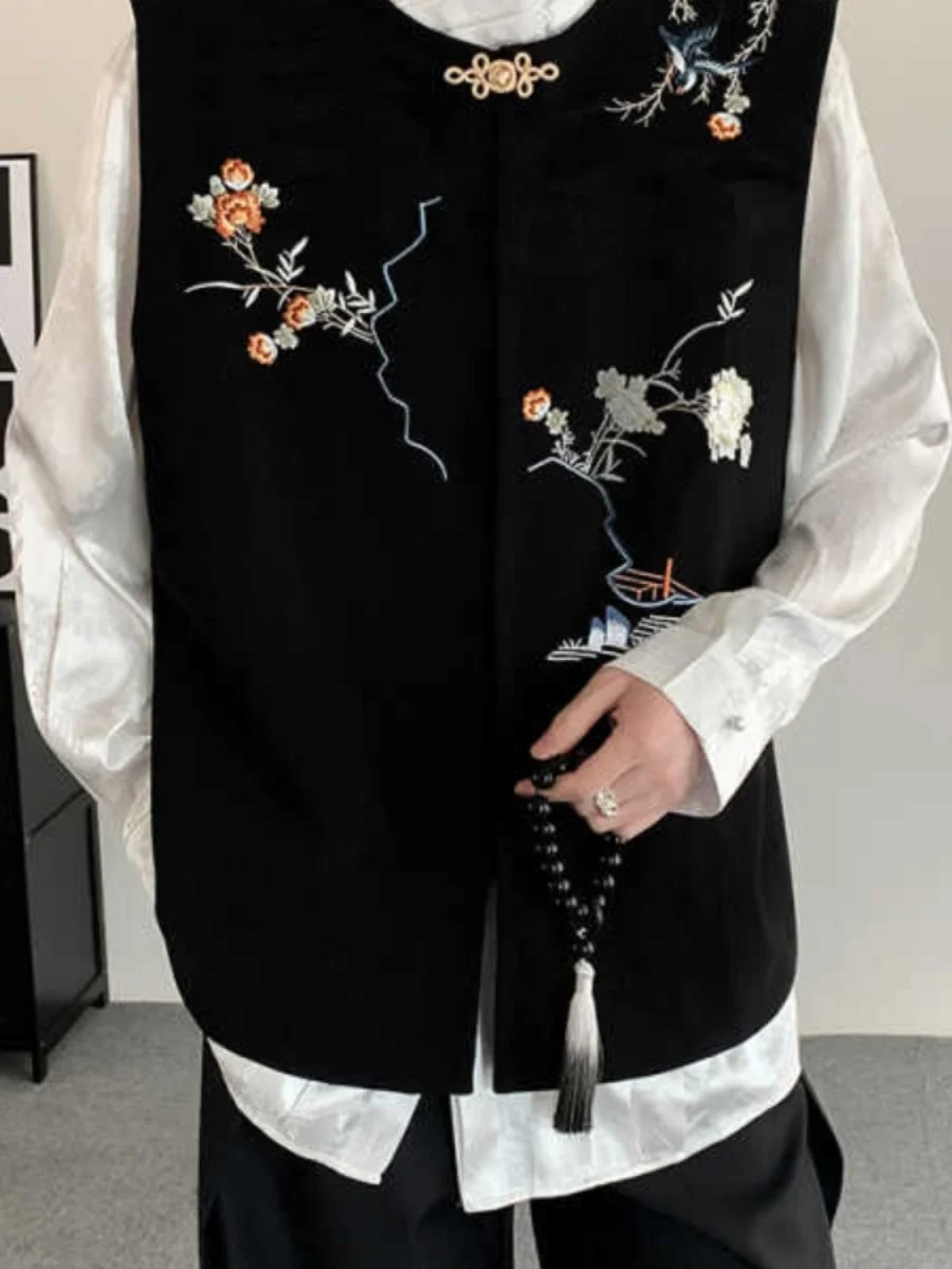 Тяжелый рабочий жилет с цветочной вышивкой Ele, весенне-осенний новый Sle ex, модный топ в китайском национальном стиле с модной талией...
Тяжелый рабочий жилет с цветочной вышивкой Ele, весенне-осенний новый Sle ex, модный топ в китайском национальном стиле с модной талией...