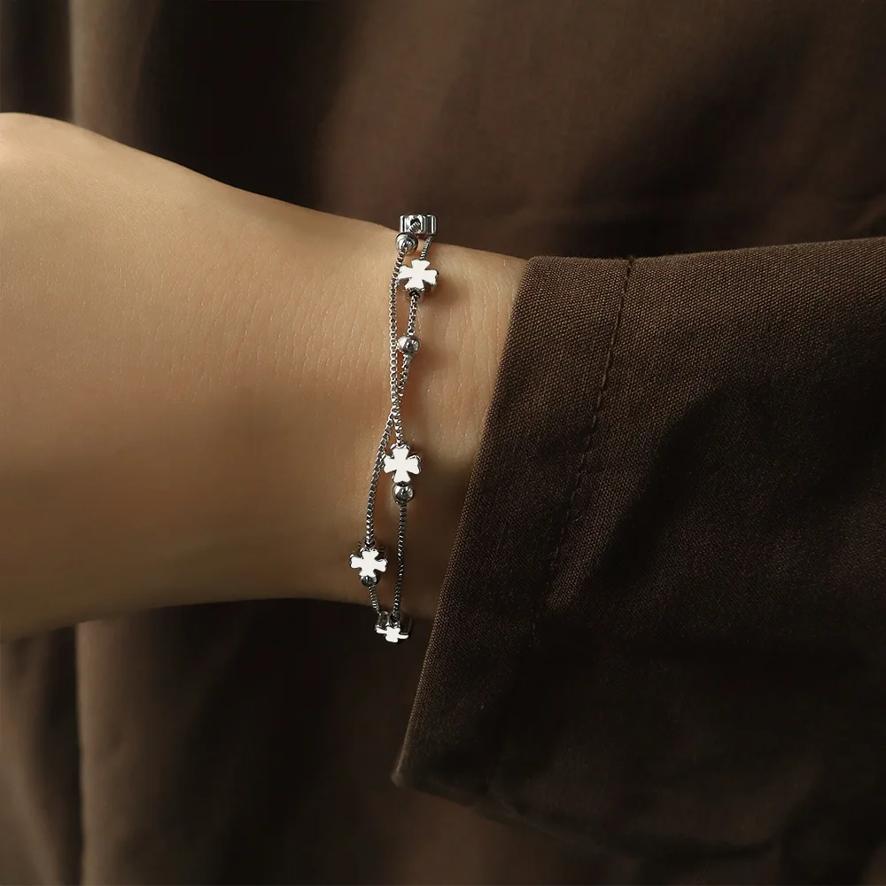 925 Sterling Silver Geometric Clover Double-layer Ball Customized Bracelets for Women Fine Jewelry Minimalist Accessories
925 Sterling Silver Geometric Clover Double-layer Ball Customized Bracelets for Women Fine Jewelry Minimalist Accessories