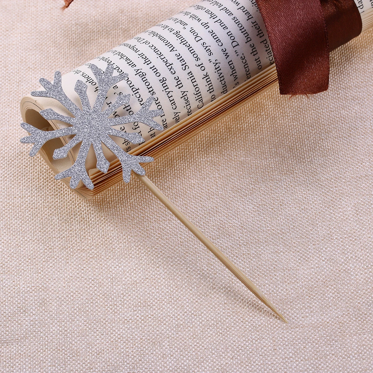 60pcs Cake Sticks Snowflake Cupcake Picks Glitter Toppers Christmas Decor Bamboo Paper Edible Safe Party Wedding
60pcs Cake Sticks Snowflake Cupcake Picks Glitter Toppers Christmas Decor Bamboo Paper Edible Safe Party Wedding