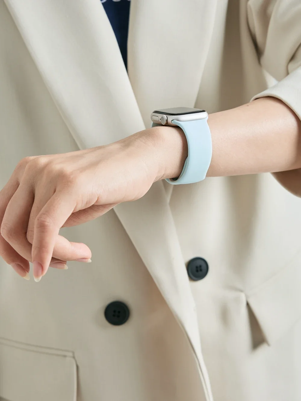 Superior Silicone Strap For Apple Watch band women Series 10/9/8/7/5/4/3/2/1 for iwatch 38mm 40mm 41mm 42mm 44mm 45mm 46mm 49mm
Superior Silicone Strap For Apple Watch band women Series 10/9/8/7/5/4/3/2/1 for iwatch 38mm 40mm 41mm 42mm 44mm 45mm 46mm 49mm