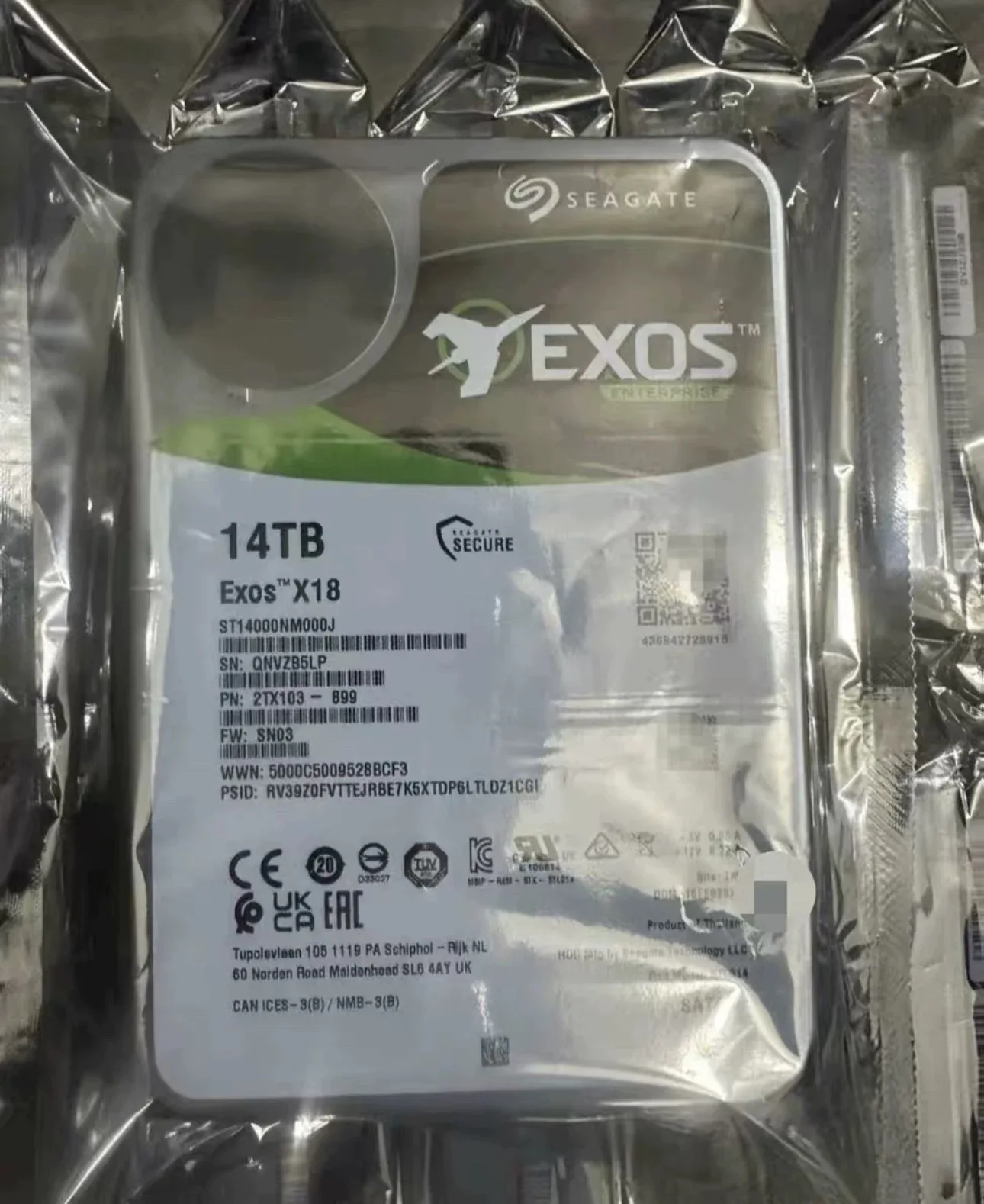 НОВЫЙ внутренний жесткий диск Seagate ST14000NM000J Exos X18 14 ТБ SATA 6 Гбит/с для корпоративного использования
НОВЫЙ внутренний жесткий диск Seagate ST14000NM000J Exos X18 14 ТБ SATA 6 Гбит/с для корпоративного использования