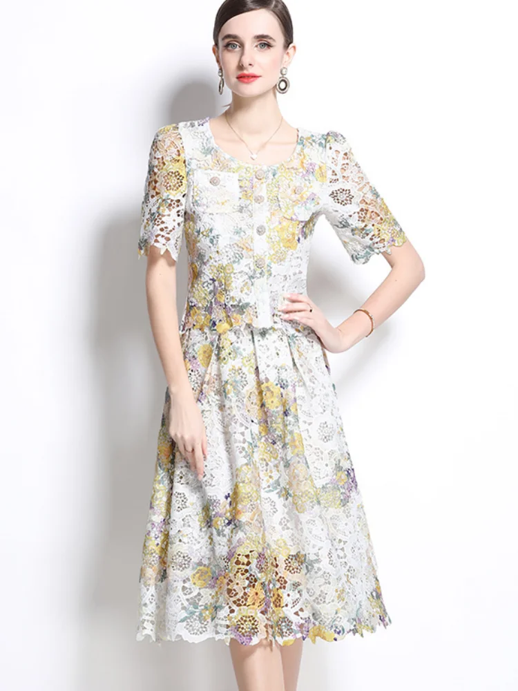 SMTHMA Embroidery Two Piece Set For Women O Neck Short Sleeve Hollow Out Top High Waist A Line Skirt Slimming Sets Female
SMTHMA Embroidery Two Piece Set For Women O Neck Short Sleeve Hollow Out Top High Waist A Line Skirt Slimming Sets Female