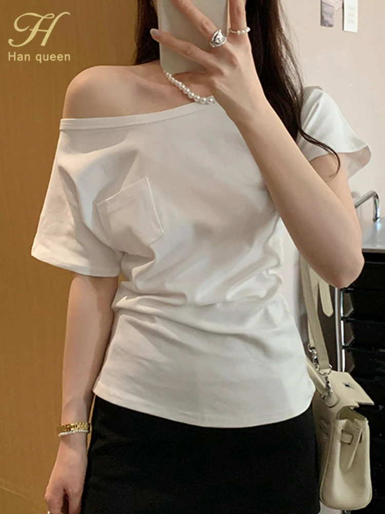 H Han Queen 2025 Summer Korean O-Neck Short Sleeve Tees Women Chic Slim Simple Work Casual Elegant Vintage Tops Woman Clothing
H Han Queen 2025 Summer Korean O-Neck Short Sleeve Tees Women Chic Slim Simple Work Casual Elegant Vintage Tops Woman Clothing