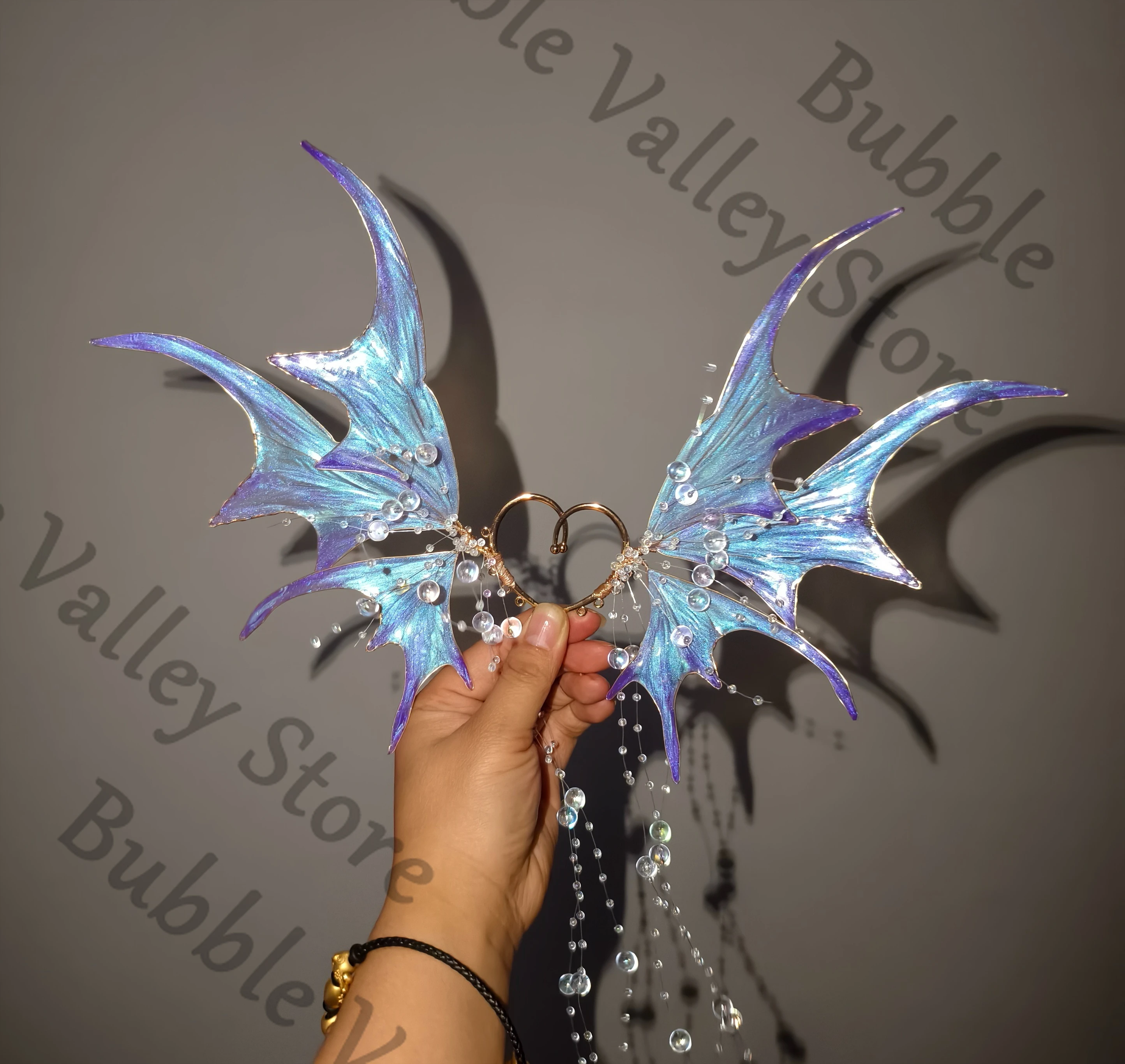 Аниме Love and Deepspace Rafayel Косплей Русалка Ручной работы Ушной крючок Подвеска для ушей Серьги Мультфильм Серьги-ушники Серьги Рождественский подарок
Аниме Love and Deepspace Rafayel Косплей Русалка Ручной работы Ушной крючок Подвеска для ушей Серьги Мультфильм Серьги-ушники Серьги Рождественский подарок