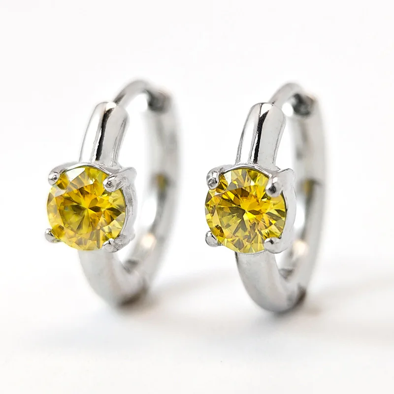 1 Pair 0.5Carat Fashionable and Sparkling Round Cut Yellow Moissanite Circular Ear Stud Earrings.
1 Pair 0.5Carat Fashionable and Sparkling Round Cut Yellow Moissanite Circular Ear Stud Earrings.