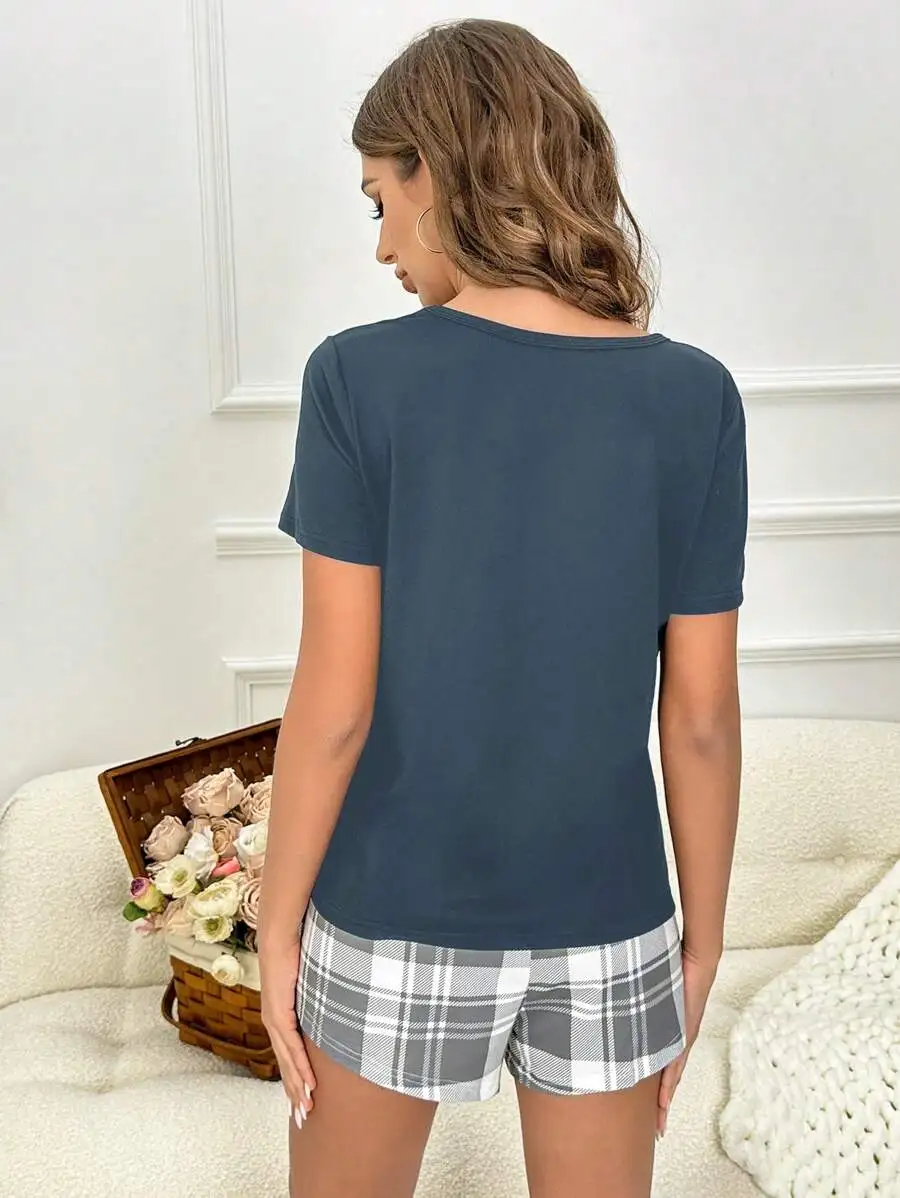 Plaid Print Pocket Patched Pajama Set For Women
Plaid Print Pocket Patched Pajama Set For Women