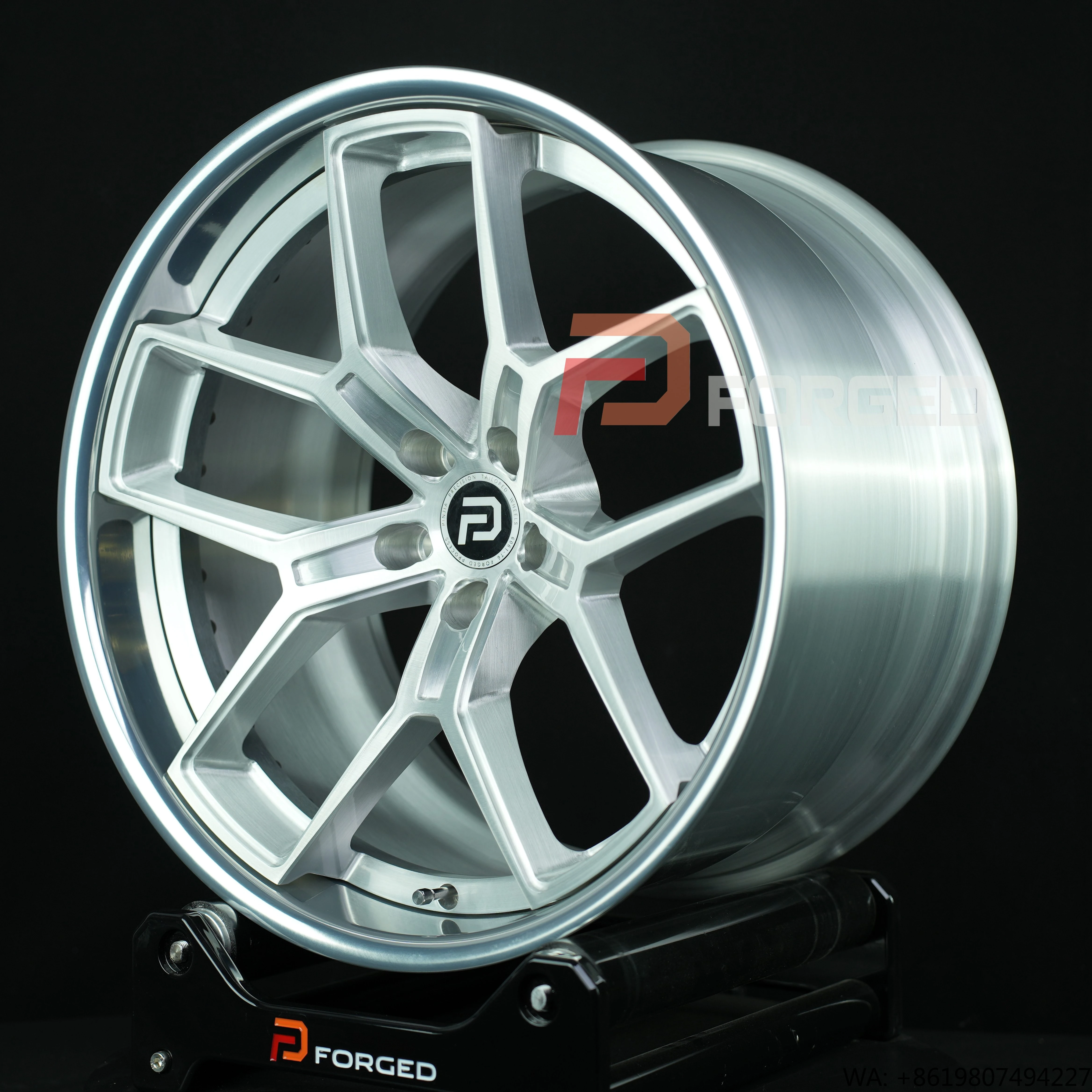 Custom Lightweight 2-piece Forged Alloy Wheels for SUPRA Type R Impreza RX-7 86
Custom Lightweight 2-piece Forged Alloy Wheels for SUPRA Type R Impreza RX-7 86