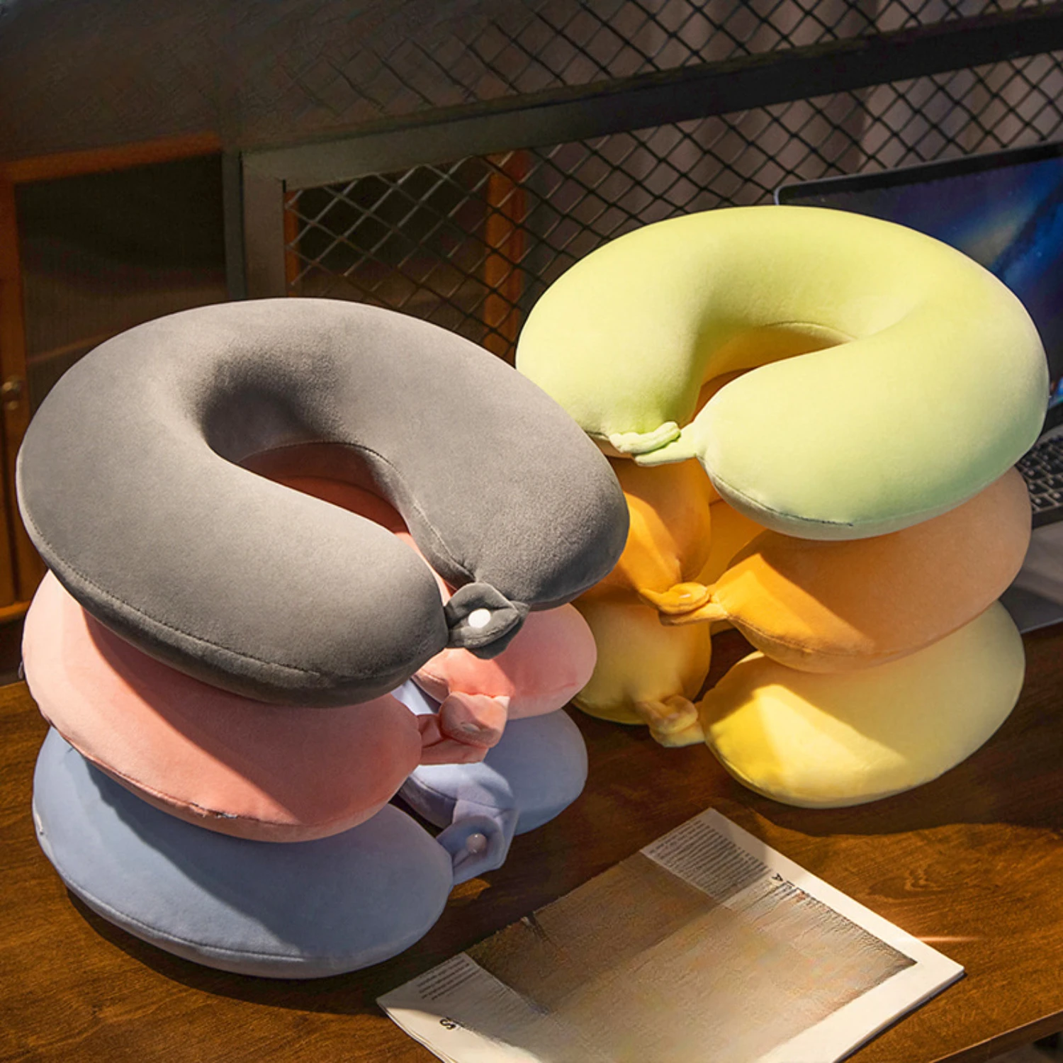 2-Pack Ergonomic Memory Cotton U-Shaped Neck Pillows for Travel with Non-Woven Fabric, 100% Cotton Blend Cover, Special Support
2-Pack Ergonomic Memory Cotton U-Shaped Neck Pillows for Travel with Non-Woven Fabric, 100% Cotton Blend Cover, Special Support