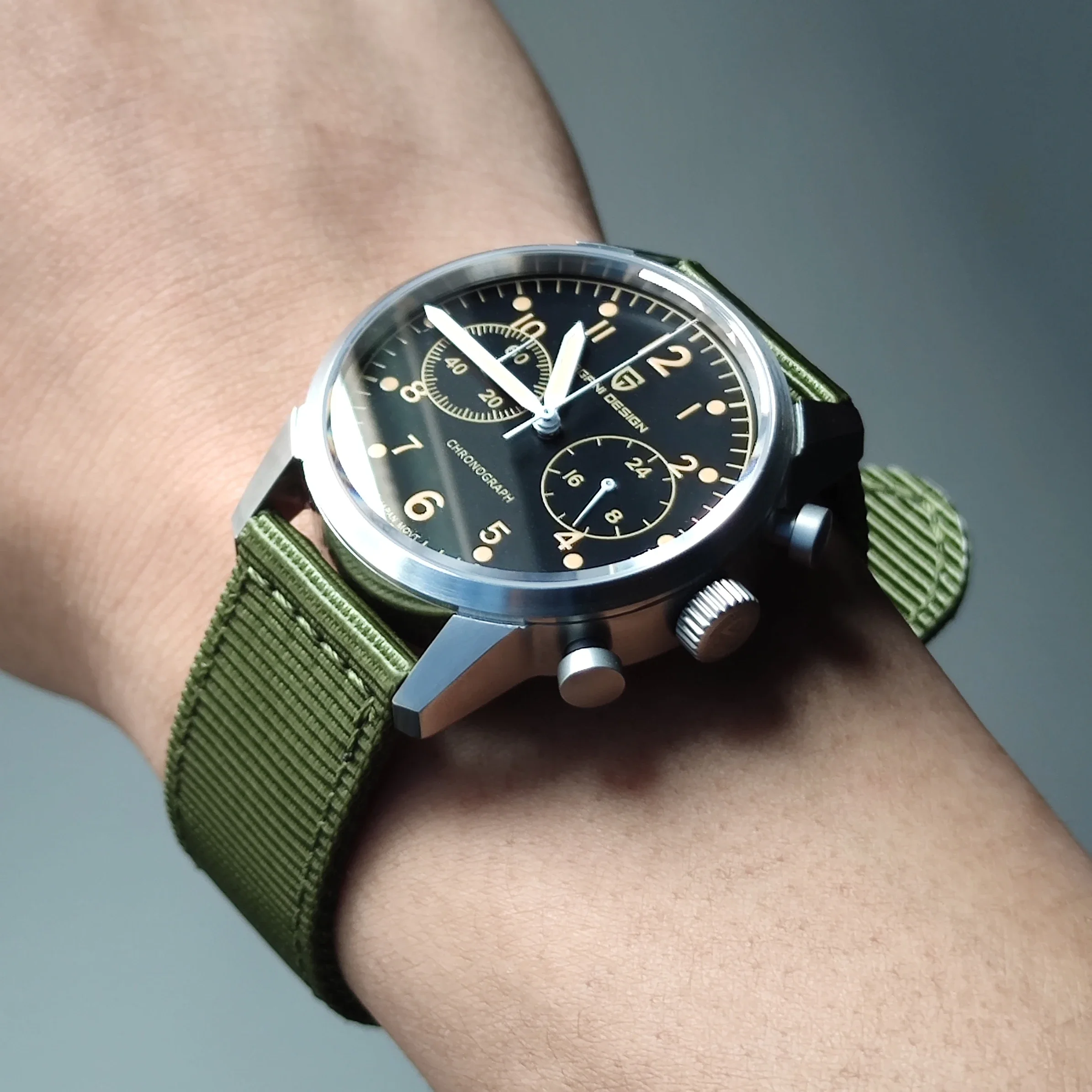 PAGANI DESIGN 2025 Men Sport Quartz Chronograph Fashion WristWatch AR Coating Luxury Watch For Men Sapphire 100M Waterproof
PAGANI DESIGN 2025 Men Sport Quartz Chronograph Fashion WristWatch AR Coating Luxury Watch For Men Sapphire 100M Waterproof