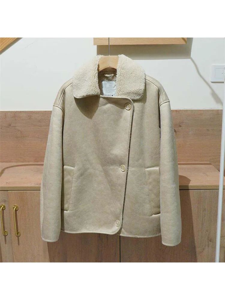 TRAF Autumn Winter Jacket Women Warm Loose Faux Lamb Fur Short Coat Streetwear Female Retro Spliced Coat Outwear Winter jackets
TRAF Autumn Winter Jacket Women Warm Loose Faux Lamb Fur Short Coat Streetwear Female Retro Spliced Coat Outwear Winter jackets