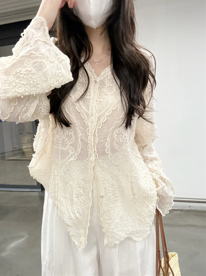 Kumikumi Heavy Embroidery Single Button Loose Women's Shirt Summer New Style Sun Protection Fashionable French Style Long Sleeve
Kumikumi Heavy Embroidery Single Button Loose Women's Shirt Summer New Style Sun Protection Fashionable French Style Long Sleeve