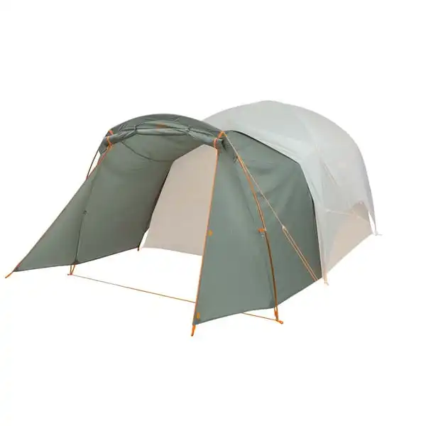 The tent lobby of the large house provides sufficient dry storage space
The tent lobby of the large house provides sufficient dry storage space