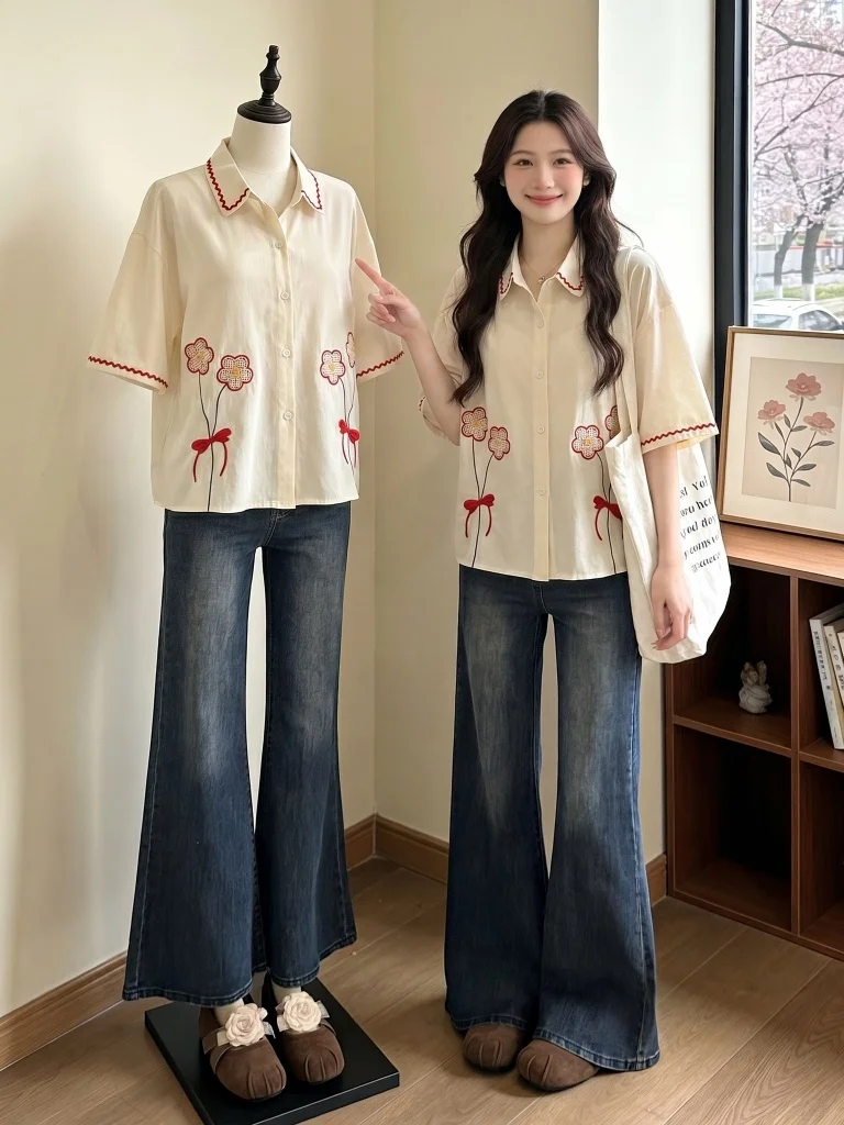 Red Flower Embroidery Short Sleeve Shirt Women's plus Size Summer New Style Slimming Age-Defying Top Korean Style Loose Fit
Red Flower Embroidery Short Sleeve Shirt Women's plus Size Summer New Style Slimming Age-Defying Top Korean Style Loose Fit
