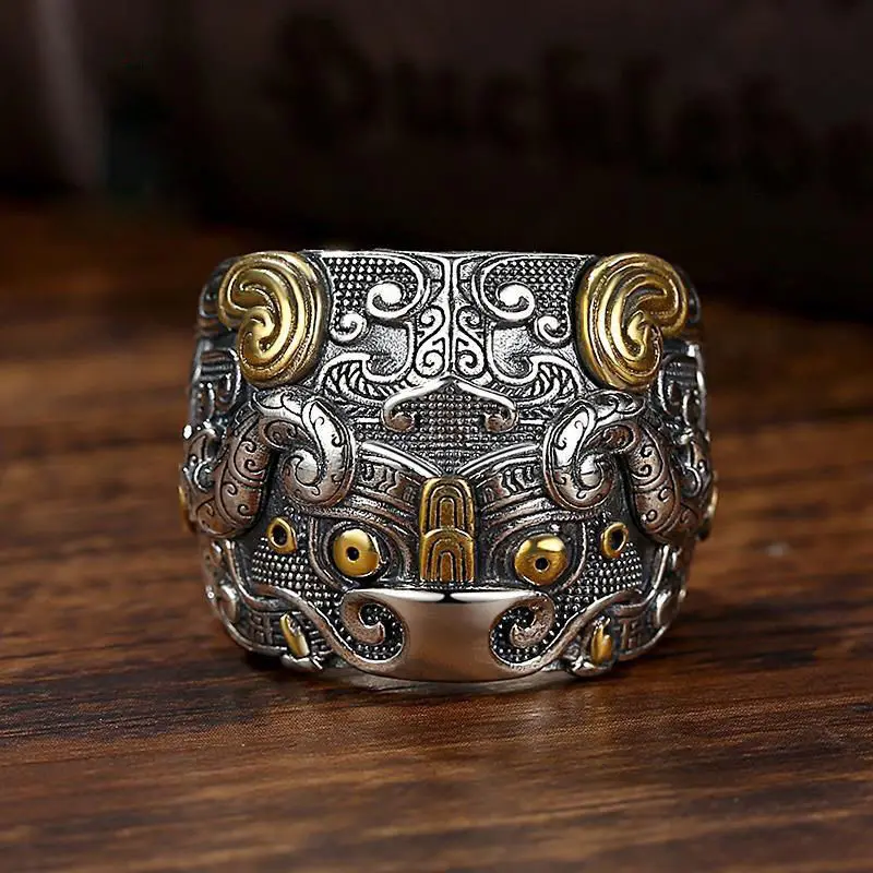 Divine Beast Kui Niu Кольцо Мужской Ретро Личность Ниша Открытие указательного пальца
Divine Beast Kui Niu Кольцо Мужской Ретро Личность Ниша Открытие указательного пальца