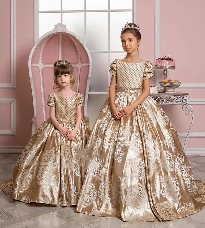 Luxury A Line Gold Flower Girl Dress Floor Length With Bow Satin Sequined Dresses For Wedding First Communion Dresses Ball Gown
Luxury A Line Gold Flower Girl Dress Floor Length With Bow Satin Sequined Dresses For Wedding First Communion Dresses Ball Gown