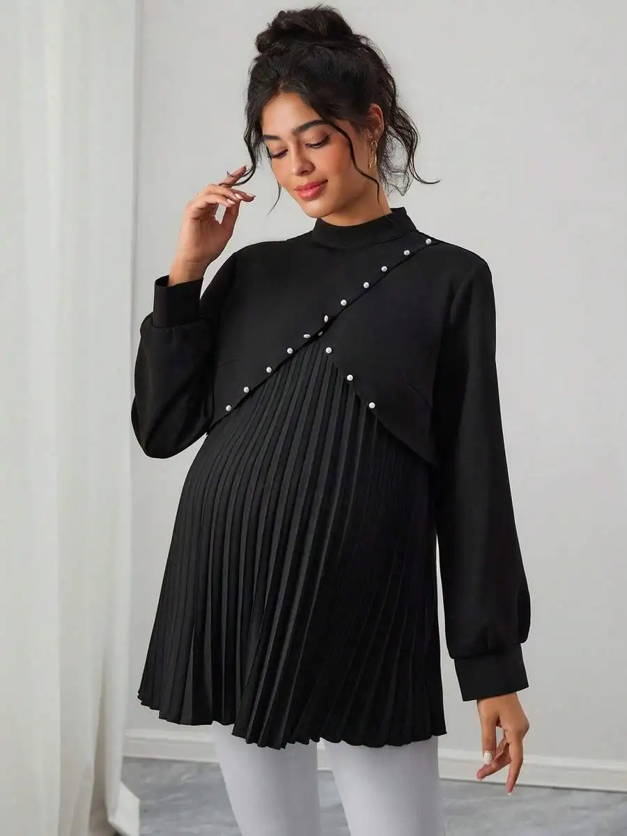 Loose Pleated Maternity Turtleneck Top With Pearl Buttons
Loose Pleated Maternity Turtleneck Top With Pearl Buttons