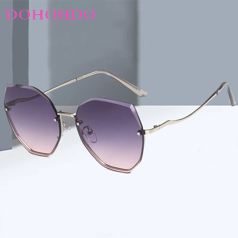Trendy New Fashion Polygon Rimless Metal Glasses Women Vintage Brand Designer Travel Driving Shades Sunglasses Female UV400 Очки
Trendy New Fashion Polygon Rimless Metal Glasses Women Vintage Brand Designer Travel Driving Shades Sunglasses Female UV400 Очки