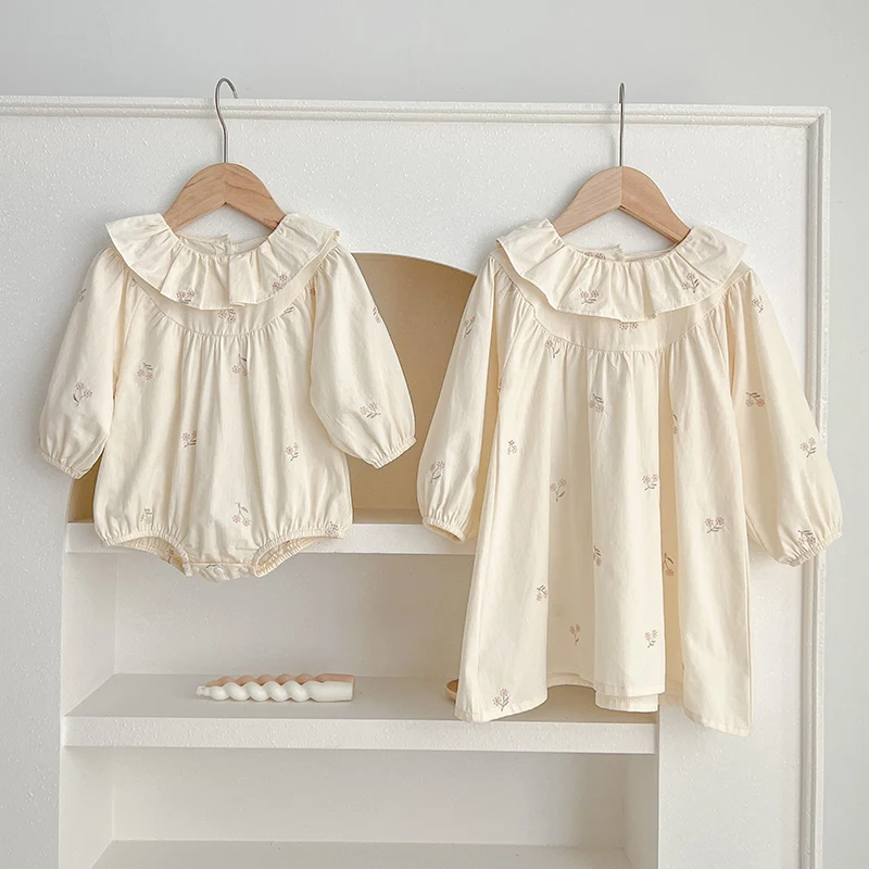 Baby Girls Rompers Toddler Embroidery Long Sleeve Girl Dress Fashion Family Sister Matching Clothes Spring New Kids Clothing
Baby Girls Rompers Toddler Embroidery Long Sleeve Girl Dress Fashion Family Sister Matching Clothes Spring New Kids Clothing