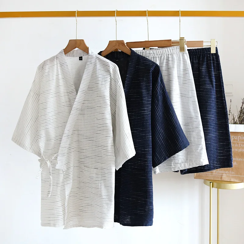 New Japanese Kimono Short-sleeved Shorts Suit Men's Pajamas Two-piece Summer Cotton Yukata Plus Size Bathrobe Sleepwear For Men
New Japanese Kimono Short-sleeved Shorts Suit Men's Pajamas Two-piece Summer Cotton Yukata Plus Size Bathrobe Sleepwear For Men