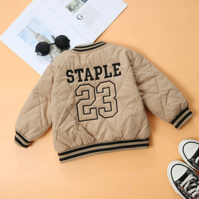 2023 Winter Boys Girls Thickend Basketball Coats Kids Bomber Jackets Handsome Boys Letter Pattern Outerwear Child Fashion Coat
2023 Winter Boys Girls Thickend Basketball Coats Kids Bomber Jackets Handsome Boys Letter Pattern Outerwear Child Fashion Coat