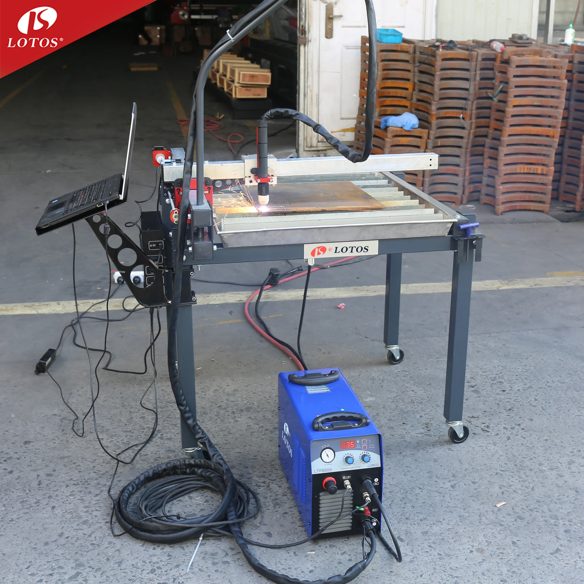 Lotos Hotsale заводская цена ST2200 60 мм бесплатная резка плазменный инвертор металлический лист портативный плазменный резак с ЧПУ машина для резки
Lotos Hotsale заводская цена ST2200 60 мм бесплатная резка плазменный инвертор металлический лист портативный плазменный резак с ЧПУ машина для резки