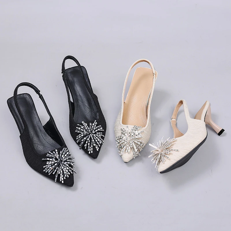French Pointed Toe Rhinestone Sandals 2026 Summer New Soft Sole One Strap Stiletto Heel Women's Shoes
French Pointed Toe Rhinestone Sandals 2026 Summer New Soft Sole One Strap Stiletto Heel Women's Shoes