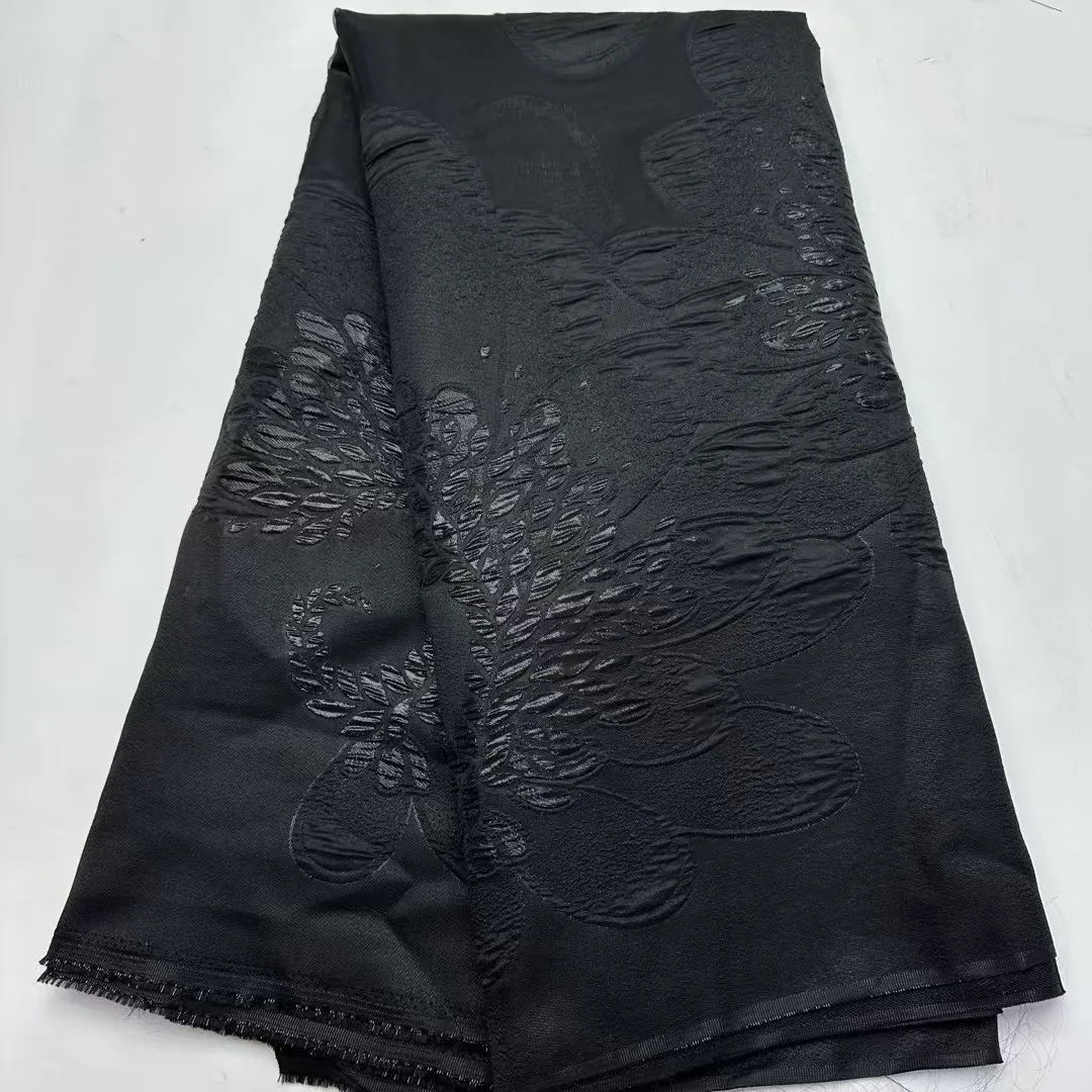 Новый дизайн, черная дамасская африканская нигерийская кружевная ткань 2022, французская жаккардовая парчовая кружевная ткань для женщин, свадебное платье KJK25118
Новый дизайн, черная дамасская африканская нигерийская кружевная ткань 2022, французская жаккардовая парчовая кружевная ткань для женщин, свадебное платье KJK25118