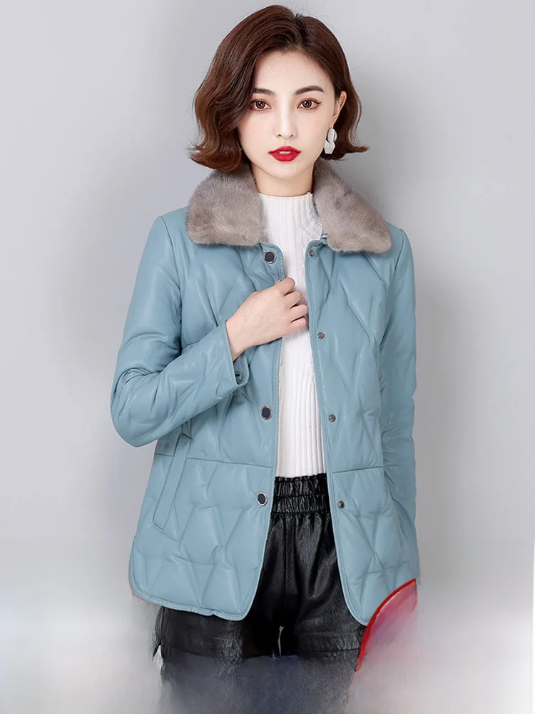Winter 2025 Women's ort Leather Jaet eepskin Fur Coat Sli Slimming Mink Hair Commute Sle Long Sve Warmth
Winter 2025 Women's ort Leather Jaet eepskin Fur Coat Sli Slimming Mink Hair Commute Sle Long Sve Warmth