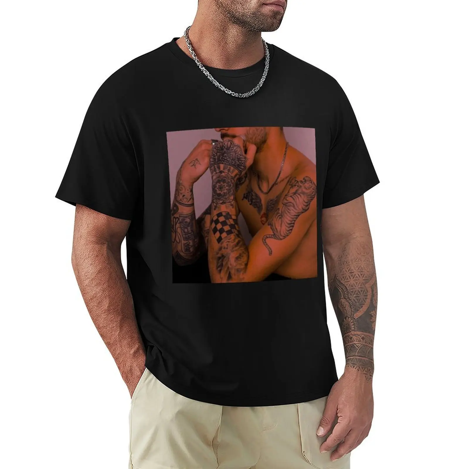 Zayn Malik tattoos T-Shirt Daily Work Short Sleeve Top
Zayn Malik tattoos T-Shirt Daily Work Short Sleeve Top