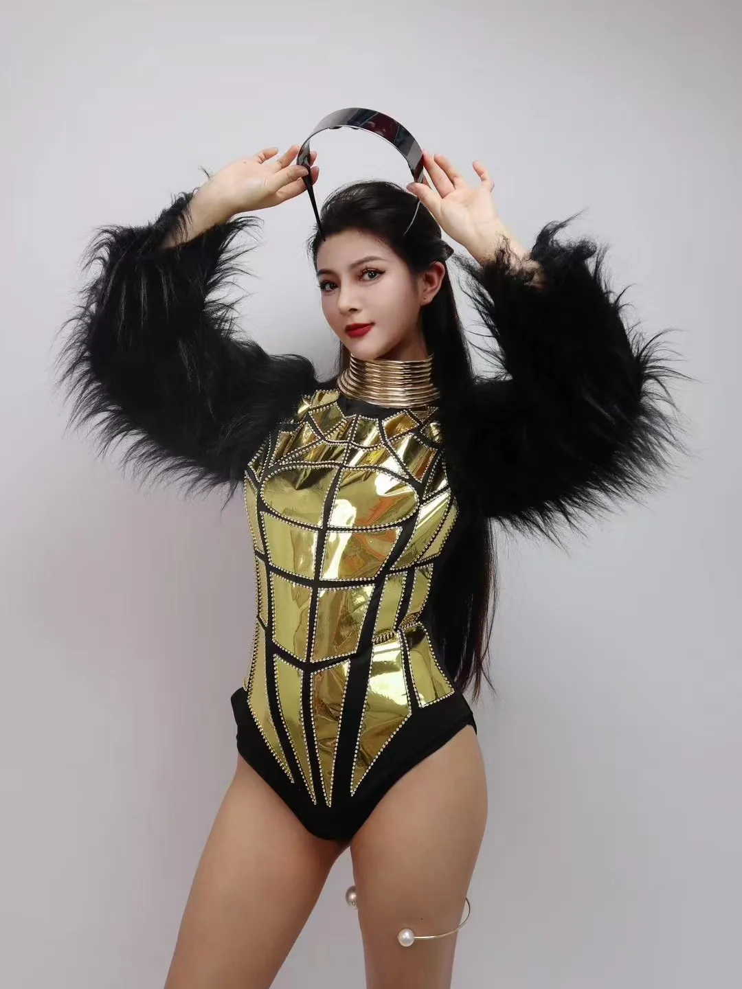 Black Fluffy Sleeve Gold Sequins Bodysuit Evening Party dresses drag costume gogo sexy festival show Birthday Special Ocassion
Black Fluffy Sleeve Gold Sequins Bodysuit Evening Party dresses drag costume gogo sexy festival show Birthday Special Ocassion