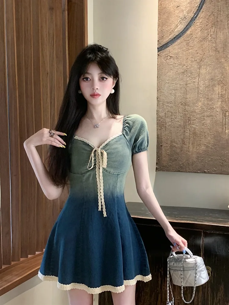 Summer Gradient Color Bubble Sleeve Denim Dress Women's High Waist Puffy Skirt Belted Dress Cold Beauty Style Short Sleeve V ...
Summer Gradient Color Bubble Sleeve Denim Dress Women's High Waist Puffy Skirt Belted Dress Cold Beauty Style Short Sleeve V ...