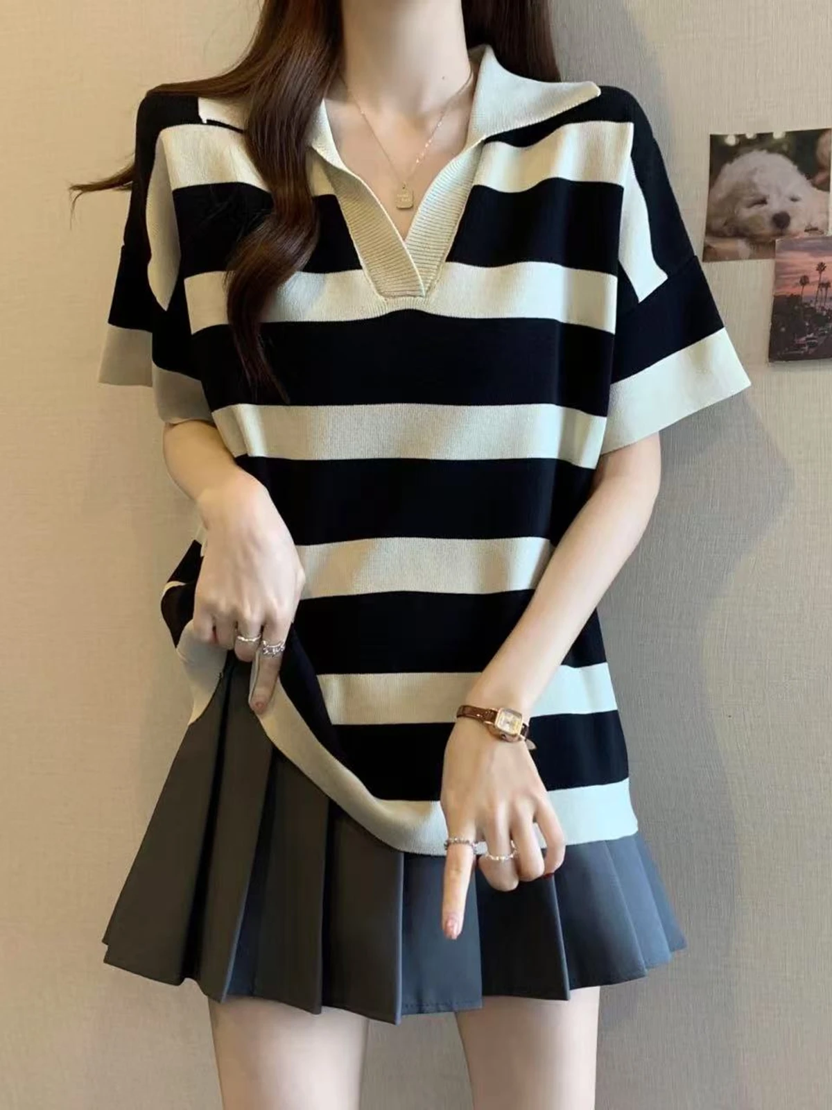 Bla White Striped V-Ne Ice Silk ort Sve Футболка женская летняя больших размеров для похудения, закрывающая живот irt
Bla White Striped V-Ne Ice Silk ort Sve Футболка женская летняя больших размеров для похудения, закрывающая живот irt