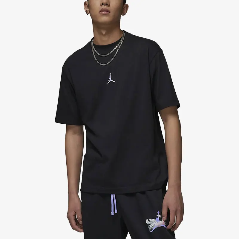 Оригинальная мужская свободная и дышащая спортивная футболка Nike Jordan с короткими рукавами FD6555-010
Оригинальная мужская свободная и дышащая спортивная футболка Nike Jordan с короткими рукавами FD6555-010