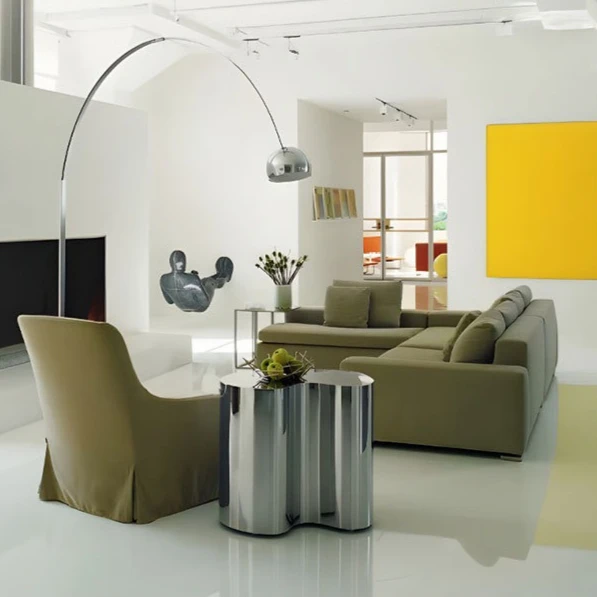 Роскошный блестящий светлый роскошный журнальный столик, диван для домашней гостиной нестандартной формы из нержавеющей стали, мебель для углового стола 
Роскошный блестящий светлый роскошный журнальный столик, диван для домашней гостиной нестандартной формы из нержавеющей стали, мебель для углового стола