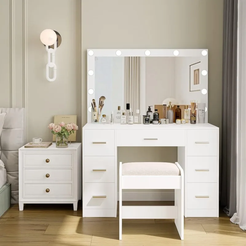 Vanity Table, Makeup Table with Lighted Mirror, 3 Color Lighting Modes, Brightness Adjustable, Dressing Table with Drawers
Vanity Table, Makeup Table with Lighted Mirror, 3 Color Lighting Modes, Brightness Adjustable, Dressing Table with Drawers