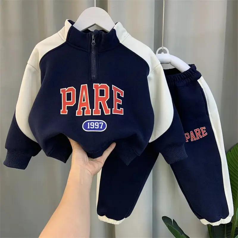 Boys' Sports Set Spring and Autumn New Style Baby Trendy Clothes Children's Casual Hoodie Pants 2-piece Set
Boys' Sports Set Spring and Autumn New Style Baby Trendy Clothes Children's Casual Hoodie Pants 2-piece Set