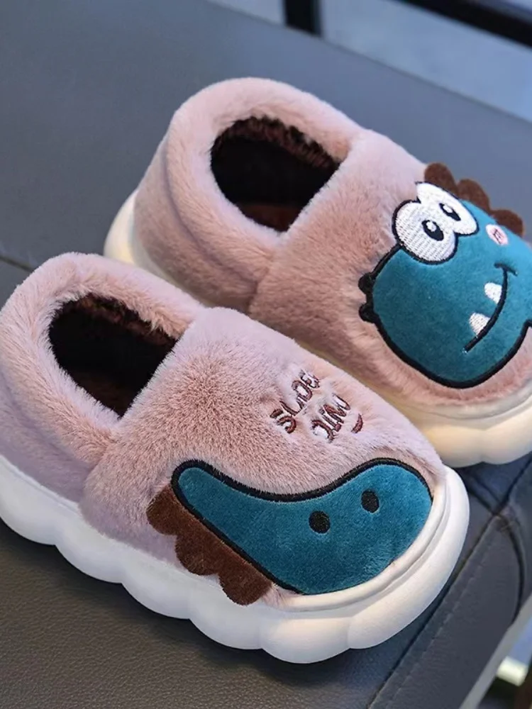 Winter children's cotton slippers men's and women's warm fleece slippers cute dinosaur cotton slippers for children and children
Winter children's cotton slippers men's and women's warm fleece slippers cute dinosaur cotton slippers for children and children