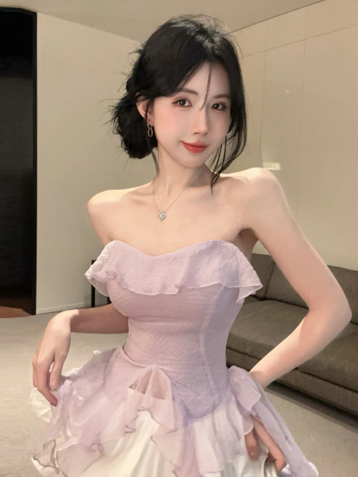 Sweet Purple Ruffle Shoulder Chiffon Top Elastic Waist Skirt Two-Piece Set Fashionable Baking Cake Skirt Short Sleeve Summer ...
Sweet Purple Ruffle Shoulder Chiffon Top Elastic Waist Skirt Two-Piece Set Fashionable Baking Cake Skirt Short Sleeve Summer ...