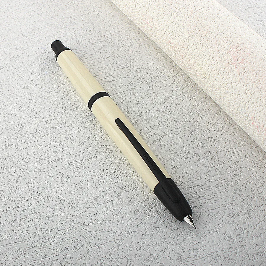 Ручка-фонтан Jinhao 20 EF/F с нажимным механизмом, для бизнеса и каллиграфии, для отработки подписи, роскошный подарок для учителей и студентов
Ручка-фонтан Jinhao 20 EF/F с нажимным механизмом, для бизнеса и каллиграфии, для отработки подписи, роскошный подарок для учителей и студентов