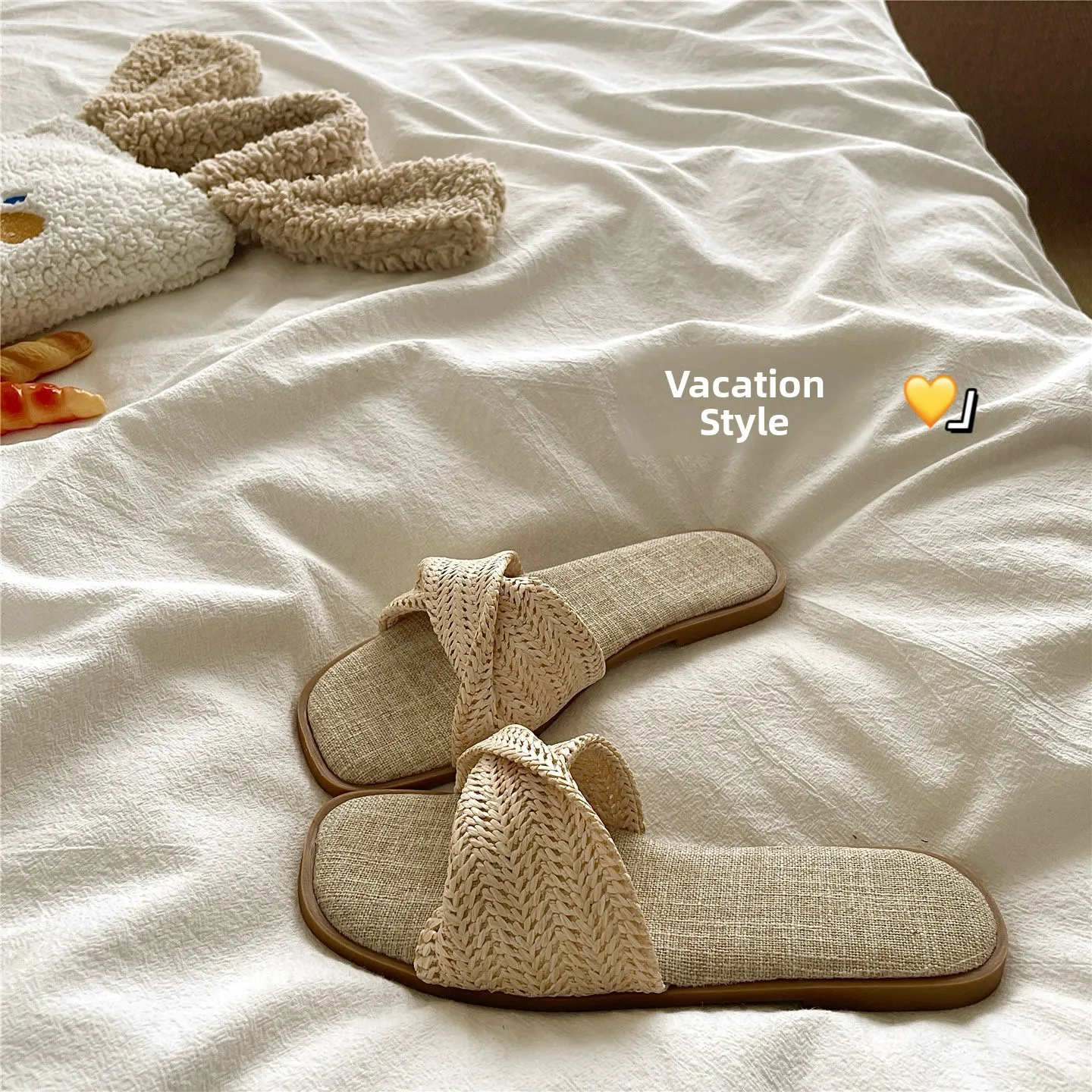 Bohemian Style Holiday Thong Slippers Women's Summer Breathable Woven Beach Sandals Korean Hollow out Mesh Lined Slip-On
Bohemian Style Holiday Thong Slippers Women's Summer Breathable Woven Beach Sandals Korean Hollow out Mesh Lined Slip-On