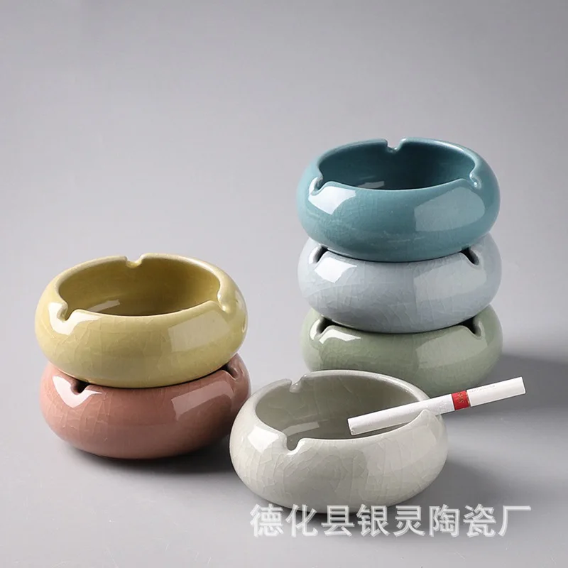 Ceramic ashtray - ideal for office, home or living room. Creative vintage design to prevent dust flying.
Ceramic ashtray - ideal for office, home or living room. Creative vintage design to prevent dust flying.