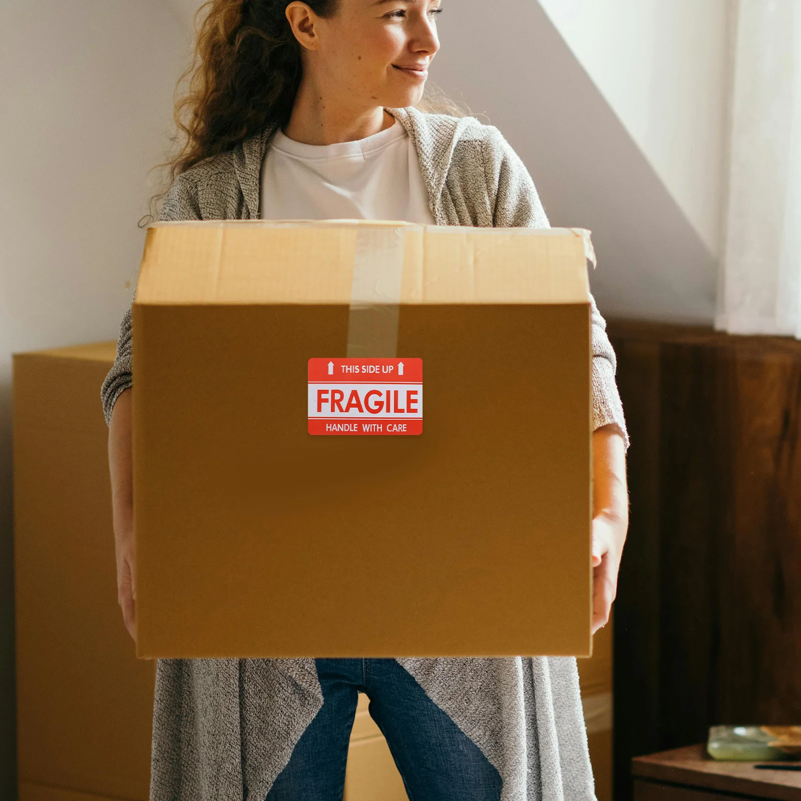 300PCS Fragile Reminder Stickers Red High Visibility Shipping Labels Strong Adhesion Logistics Tags Easy for Shipping
300PCS Fragile Reminder Stickers Red High Visibility Shipping Labels Strong Adhesion Logistics Tags Easy for Shipping