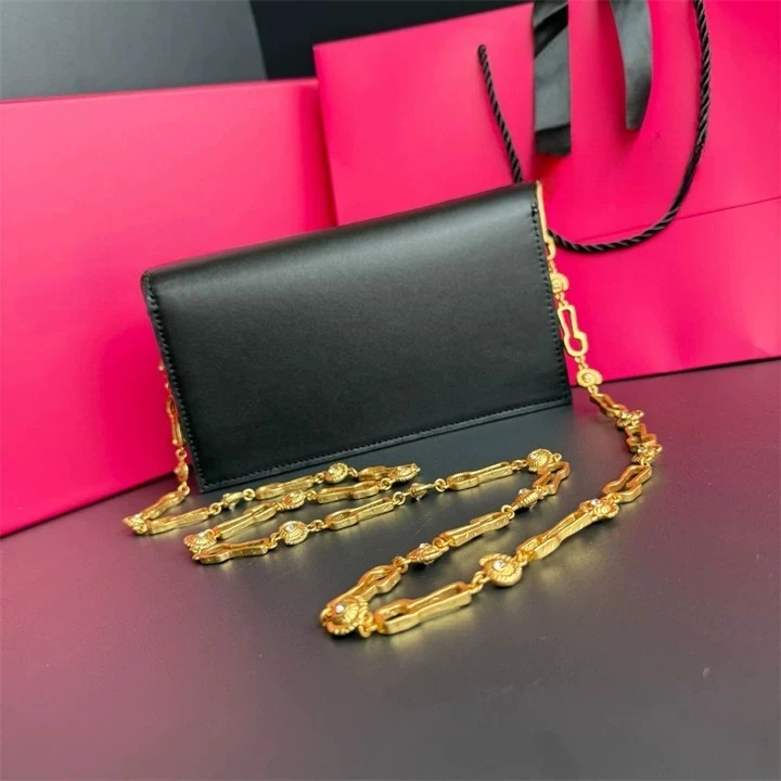 2026 New Genuine Leather High quality version of Devil's Eye Deluxe Bag Necklace Jewelry with box original package
2026 New Genuine Leather High quality version of Devil's Eye Deluxe Bag Necklace Jewelry with box original package