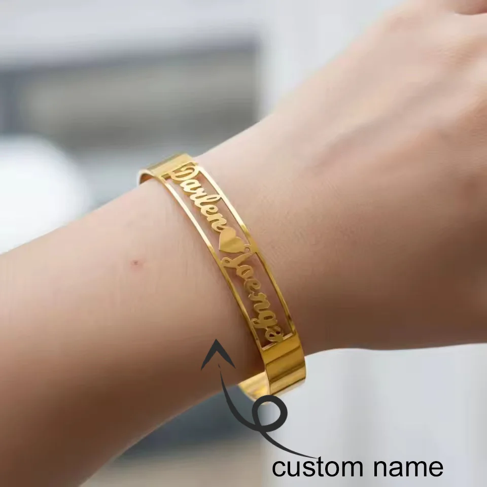 Персонализированный браслет с двумя именами, из нержавеющей стали, с позолотой 18К, для женщин, оптом, подарок на день рождения.
Персонализированный браслет с двумя именами, из нержавеющей стали, с позолотой 18К, для женщин, оптом, подарок на день рождения.