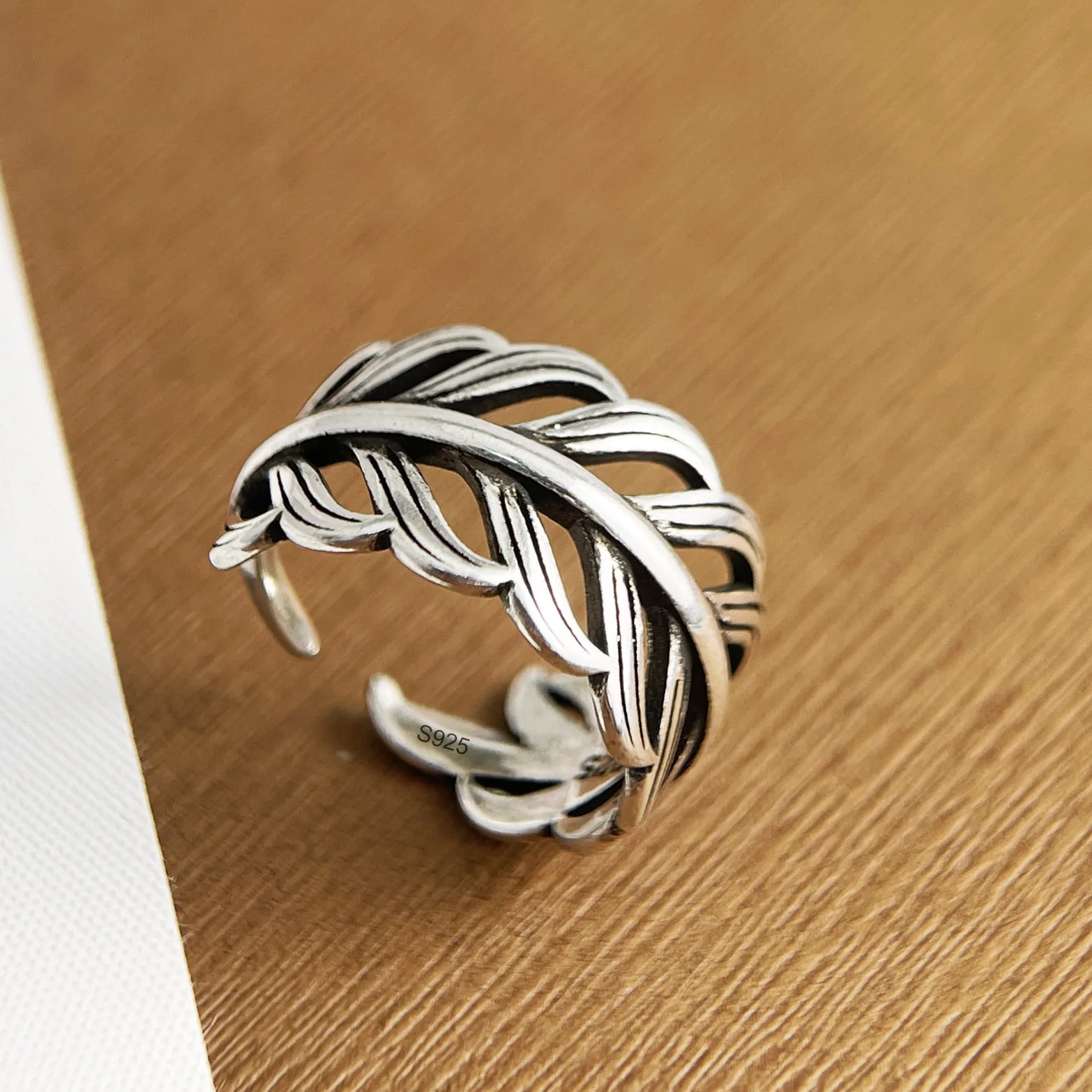 925 Sterling Silver Rings for Women Minimalist Handmade Simple Retro Wide Hollow Leaf Ring Fine Jewelry Gift Prevent Allergy
925 Sterling Silver Rings for Women Minimalist Handmade Simple Retro Wide Hollow Leaf Ring Fine Jewelry Gift Prevent Allergy