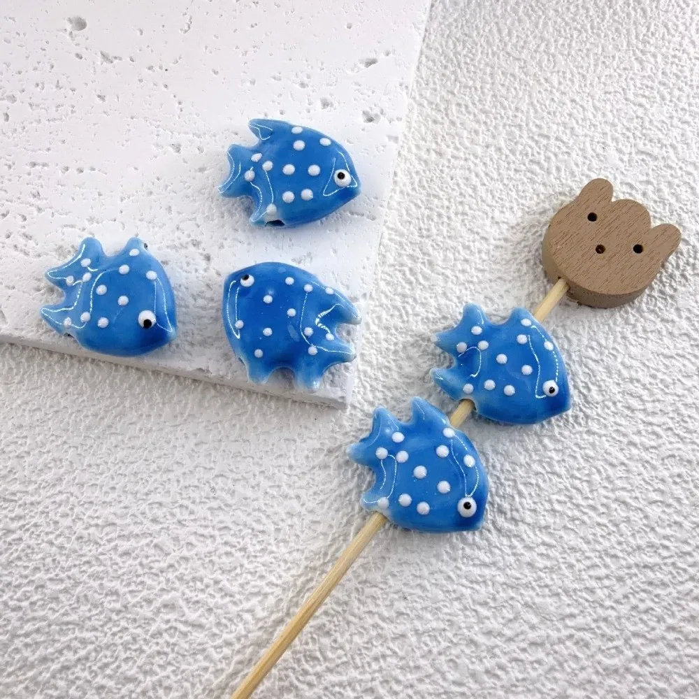 Kawaii Fish Ceramic Beads Colorful Wave Point DIY Jewelry Making Craft Double-sided Straight Hole Loose Beads Handmade
Kawaii Fish Ceramic Beads Colorful Wave Point DIY Jewelry Making Craft Double-sided Straight Hole Loose Beads Handmade