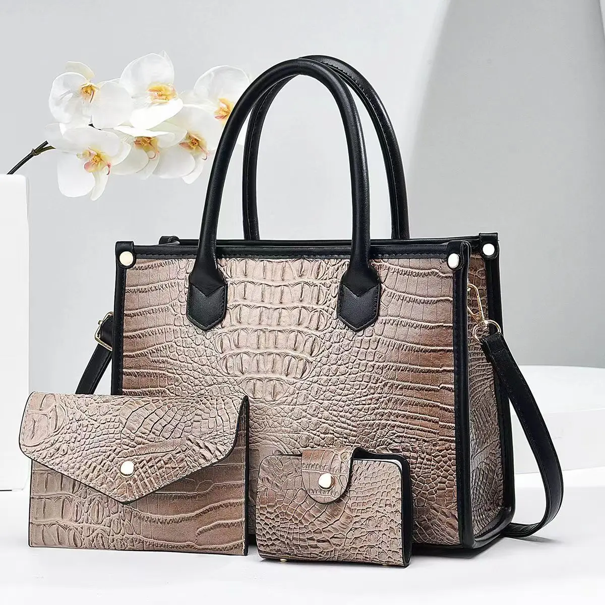 Fashionable 2025 Single Shoulder Bag Korean Style Simple New Handbag Versatile Crossbody Large Bag Personality Women's Bag Ha...
Fashionable 2025 Single Shoulder Bag Korean Style Simple New Handbag Versatile Crossbody Large Bag Personality Women's Bag Ha...