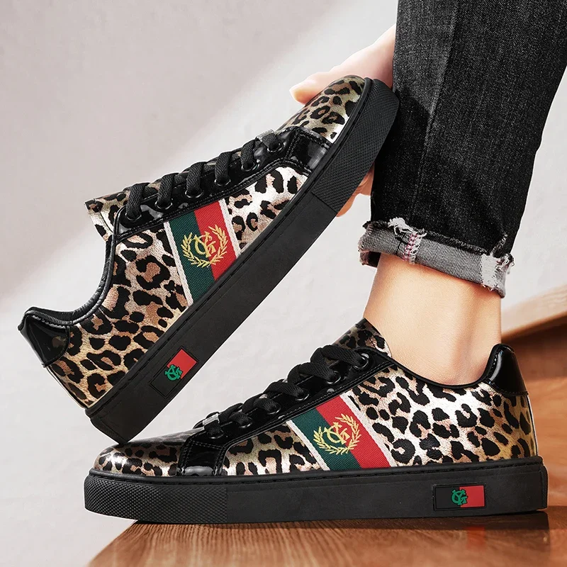 ELUVA Men Sneakers Leather Comfortable Walking Shoes Casual Sports Luxury Design Leopard Print Slip On Skate Shoes For Men
ELUVA Men Sneakers Leather Comfortable Walking Shoes Casual Sports Luxury Design Leopard Print Slip On Skate Shoes For Men