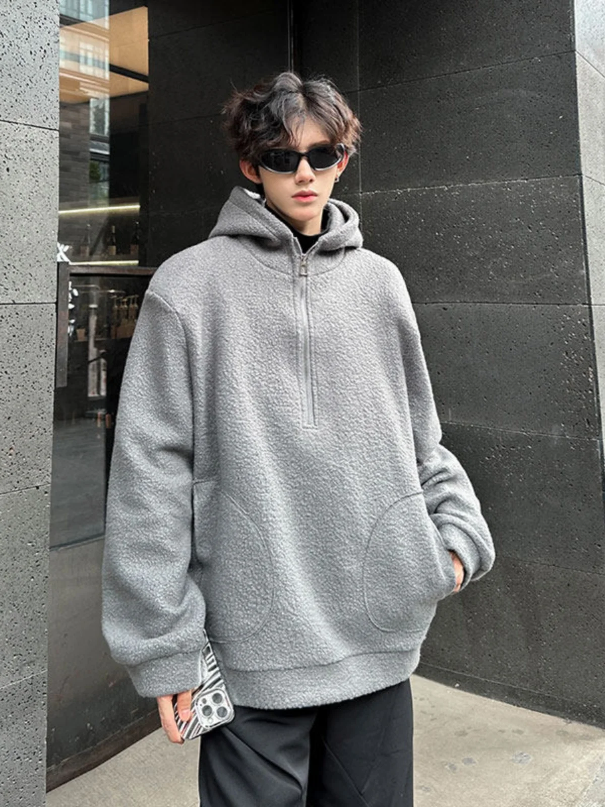 Autumn Winter Men's Grey Lamb Fur Jacket Pad Shoulder Half Zipper Hoodie Thickened Casual Sweatshirt Anti-Wear Easy Care
Autumn Winter Men's Grey Lamb Fur Jacket Pad Shoulder Half Zipper Hoodie Thickened Casual Sweatshirt Anti-Wear Easy Care
